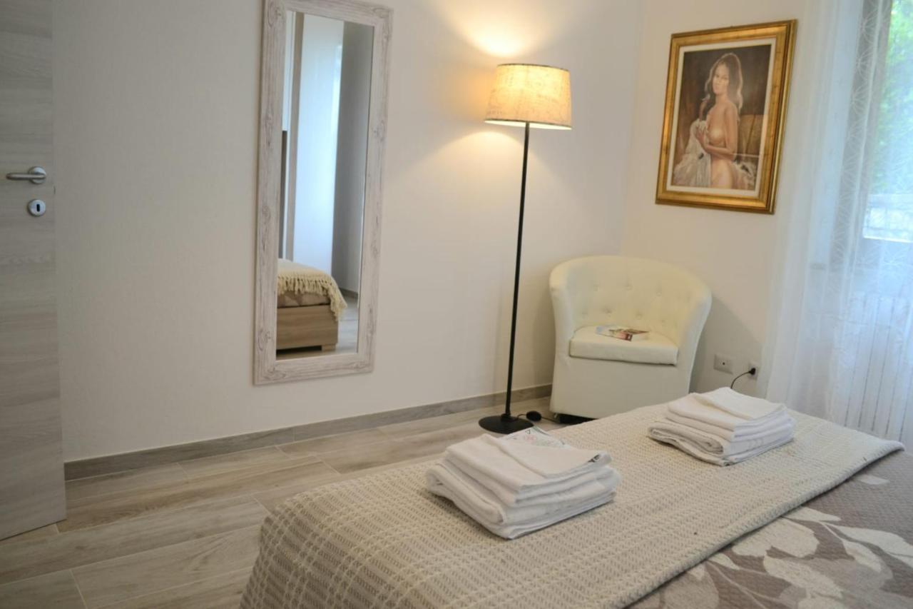 Le Grigne Guesthouse - The Garden Oliveto Lario Buitenkant foto